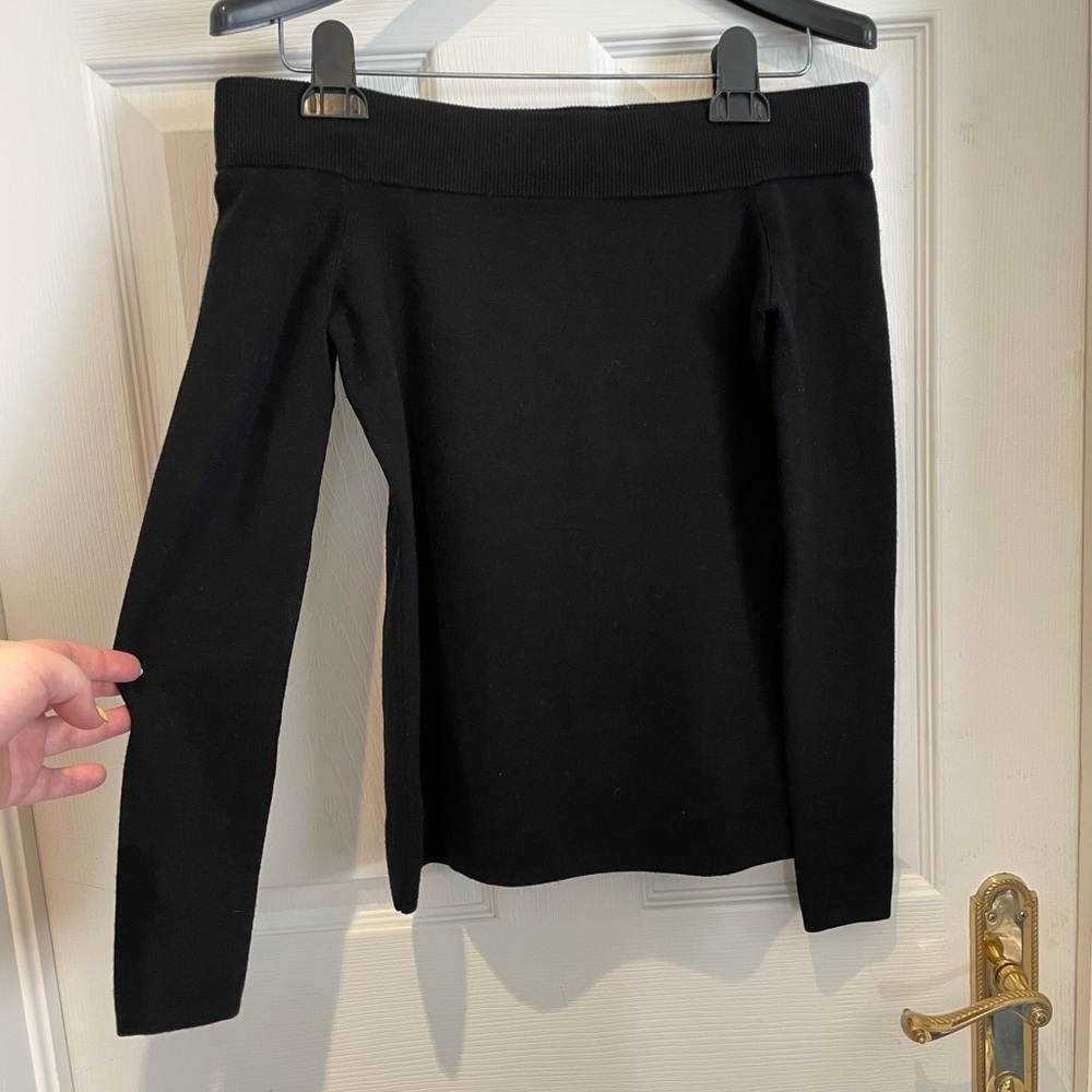 CLUB MONACO off the shoulder long sleeve